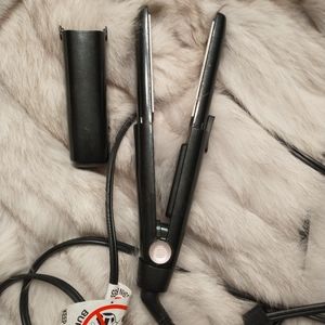 T3 hair straightener